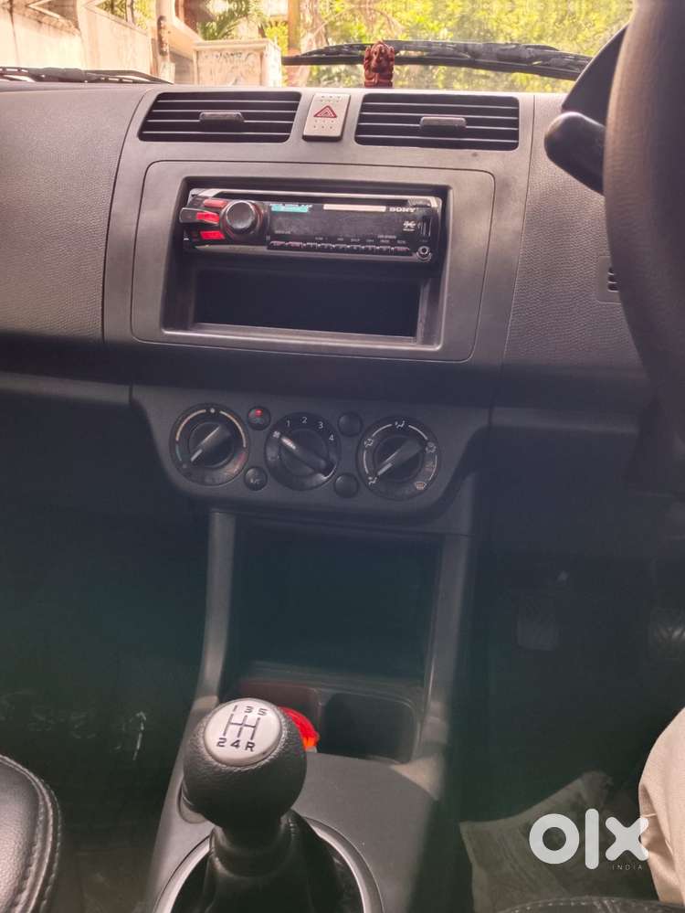 Maruti Suzuki Swift Vxi + Manual, 2009, Petrol