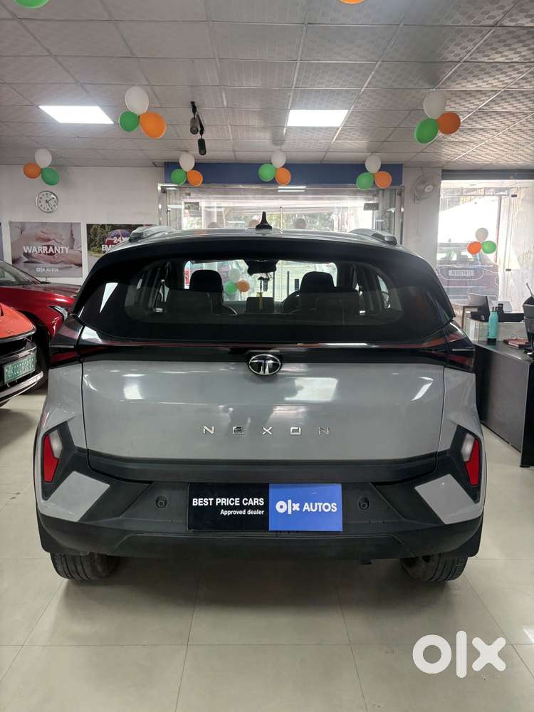 Tata Nexon Pure (s) 1.2 Petrol 6amt, 2024, Petrol
