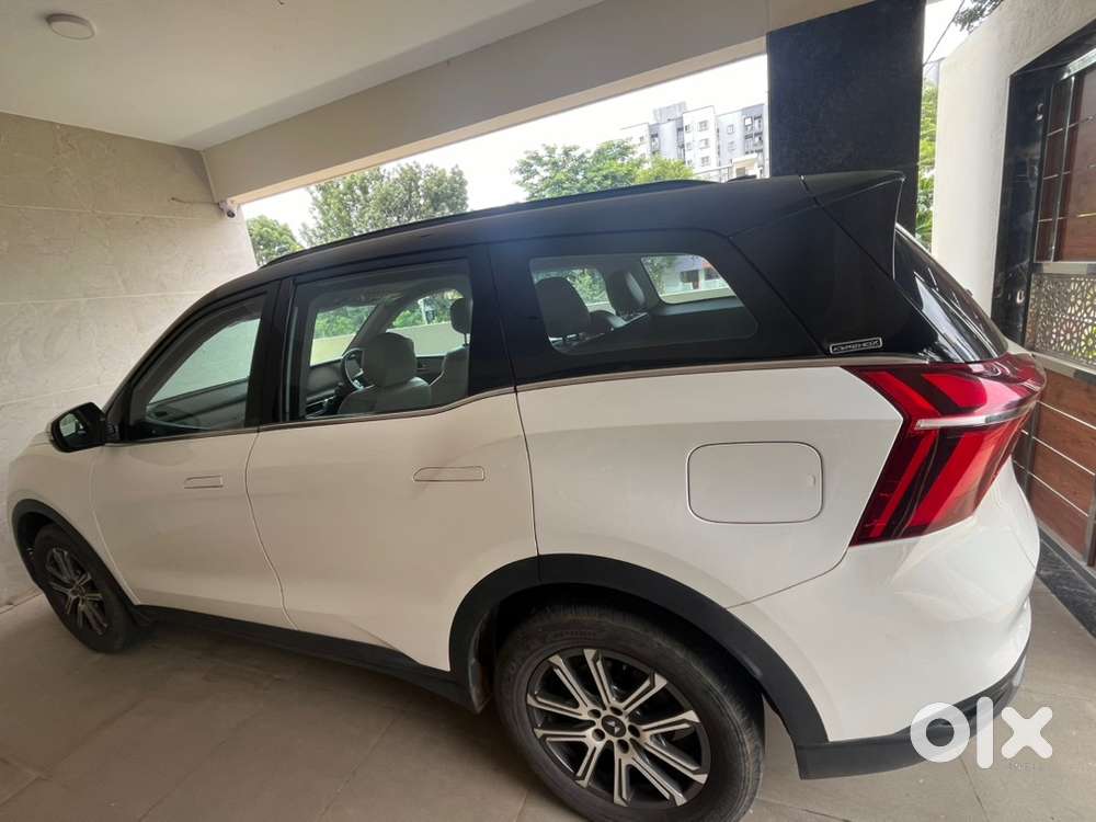 Mahindra XUV700 Diesel 2023