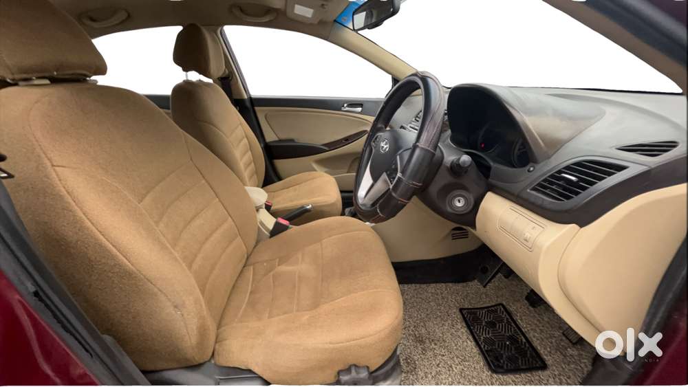 Hyundai Verna Fluidic 1.6 Vtvt Sx, 2014, Petrol