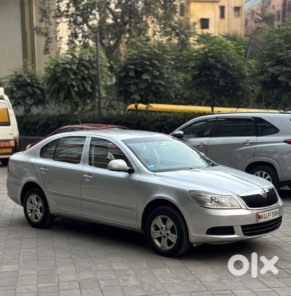 Skoda Laura 1.8 Tsi Ambiente, 2012, Petrol