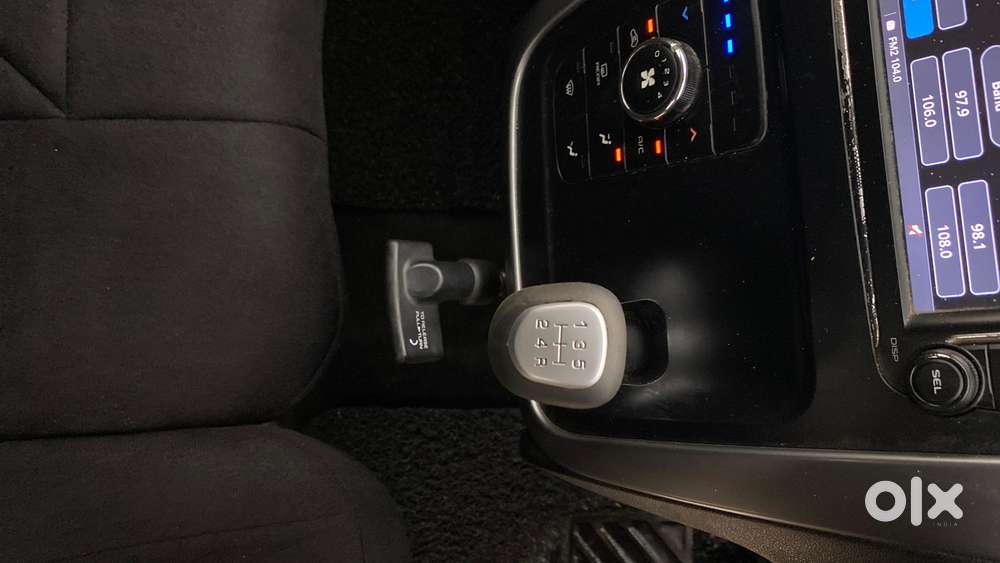 Mahindra Kuv100 Nxt 1.2 K8 Diesel 6 Str Dual Tone, 2018, Diesel