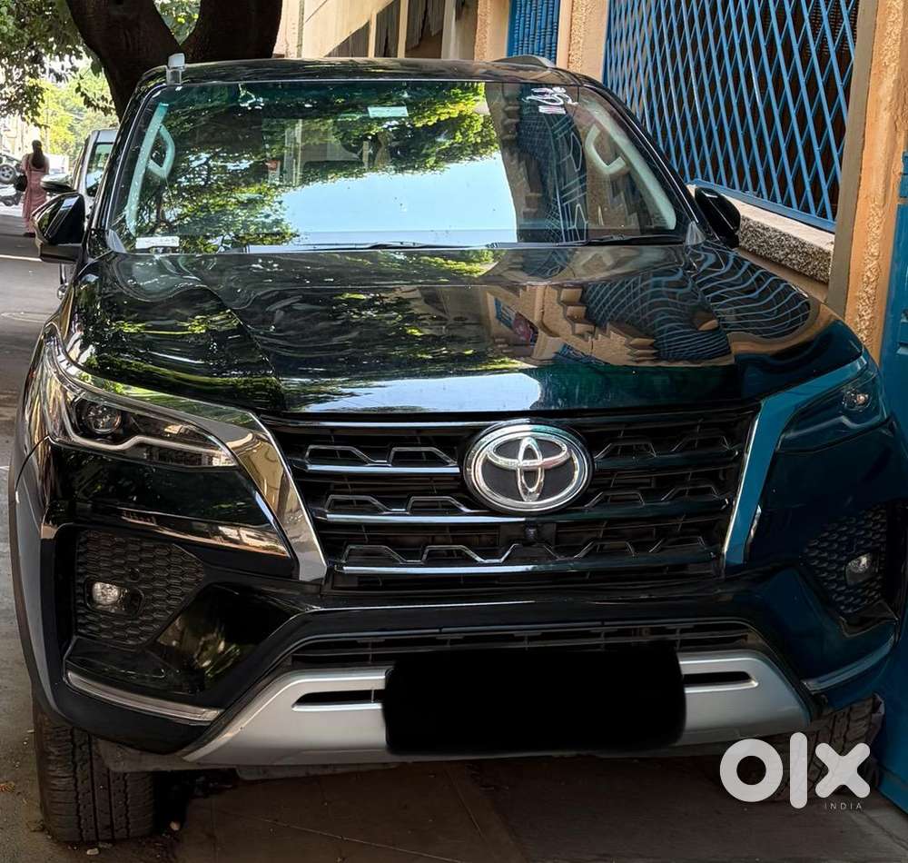 Toyota Fortuner 2023 Diesel 11000 Km Driven
