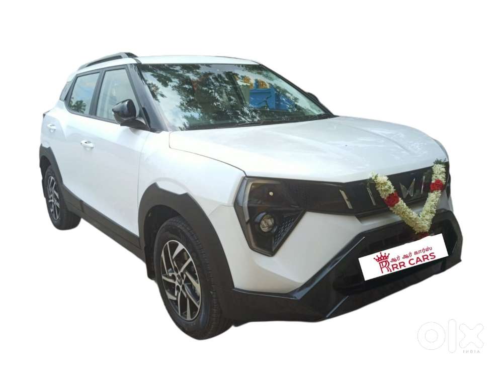 Mahindra Xuv 3xo Ax5 Pm Mt, 2026, Petrol