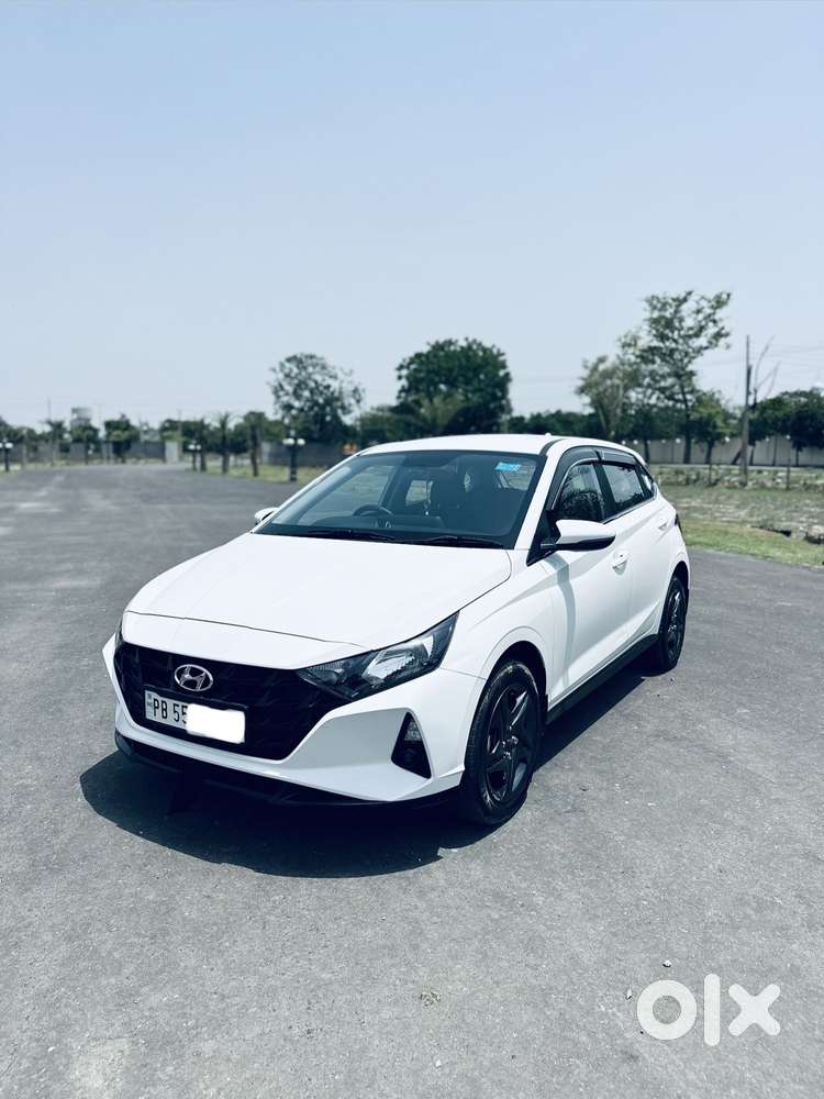 Hyundai I20 Sportz 1.2 Mt, 2023, Petrol