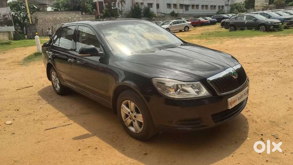 Skoda Laura Classic 1.8 Tsi, 2012, Petrol