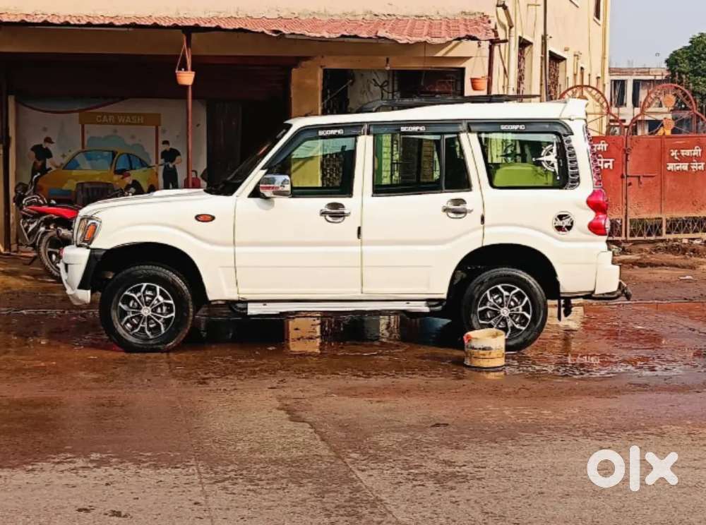 Mahindra Scorpio 2013 Diesel Manual