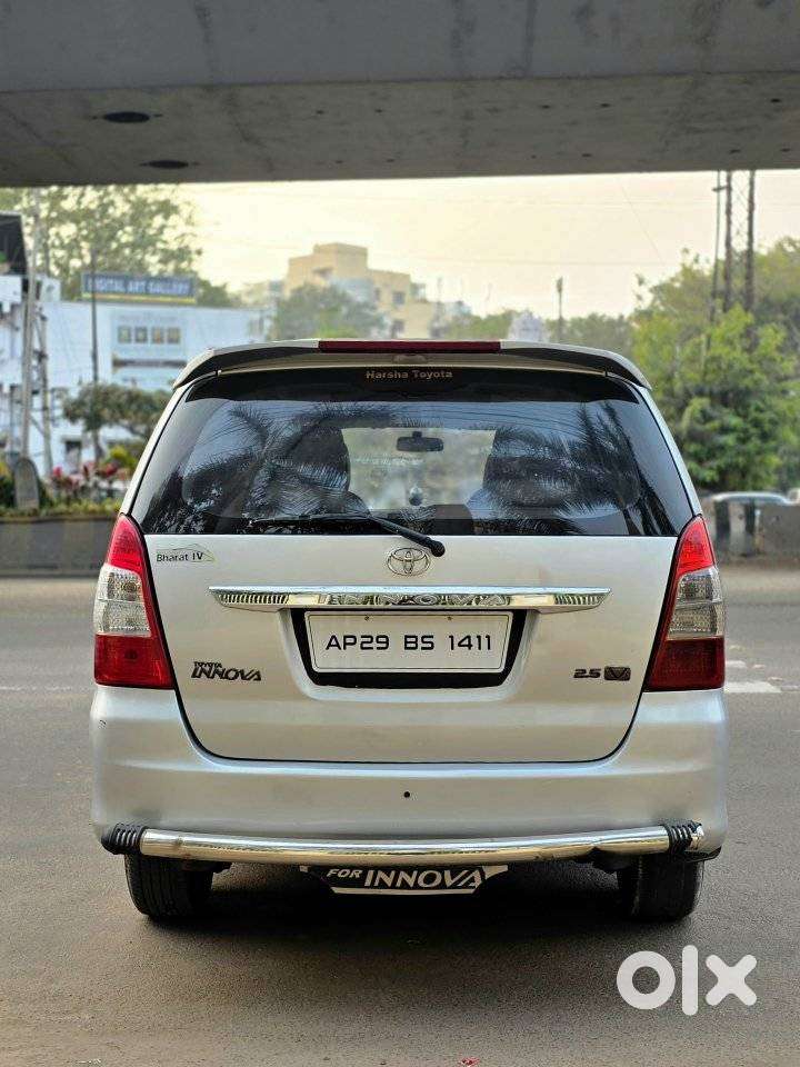 Toyota Innova 2.5 V 7 Str, 2012, Diesel