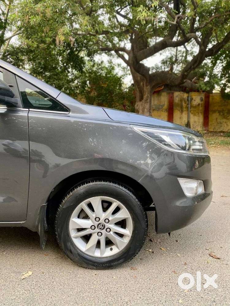 Toyota Innova Crysta 2.7 Vx Mt, 2016, Petrol