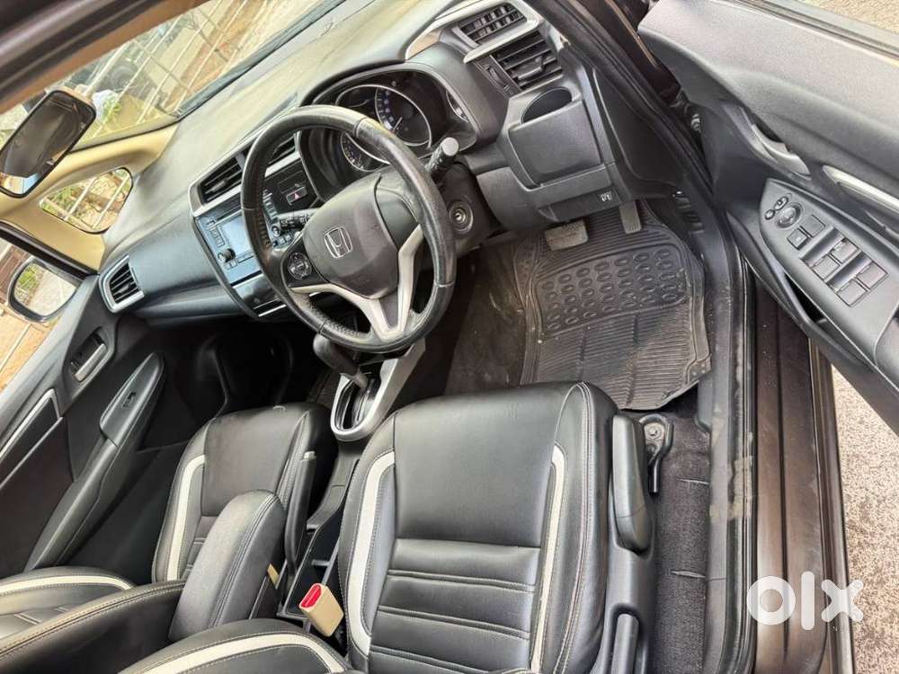 Honda Jazz V Automatic, 2018, Petrol
