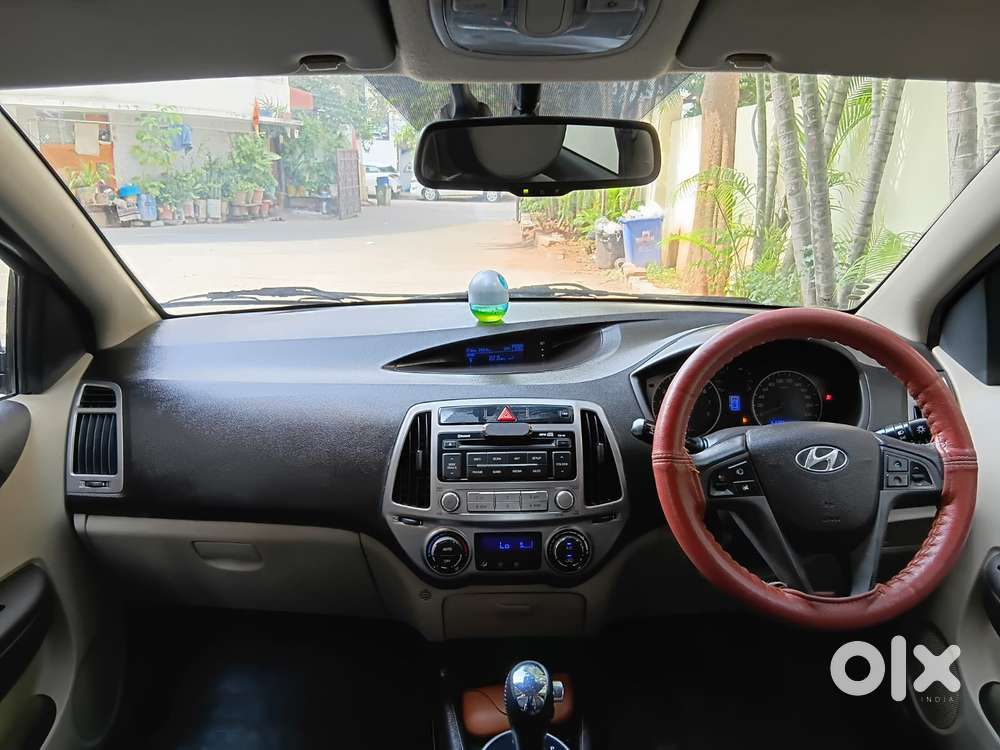 Hyundai I20 Sportz At 1.4, 2012, Petrol