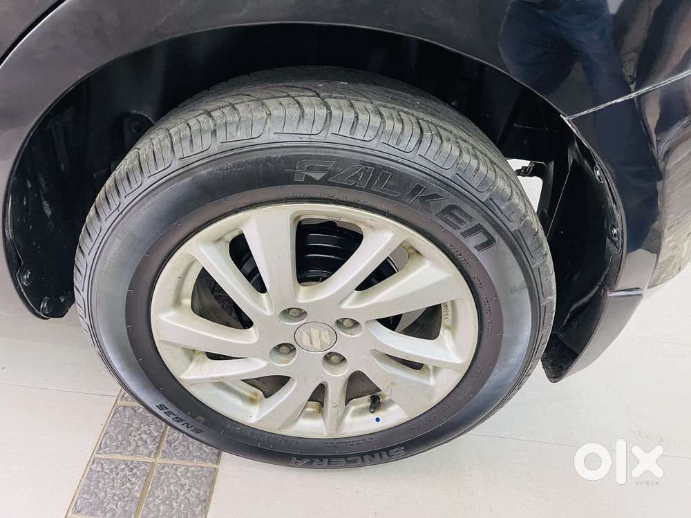 Maruti Suzuki Swift 2018 Zxi Plus, 2012, Petrol