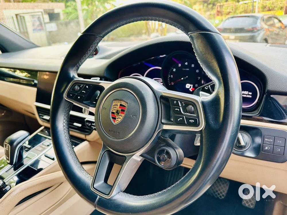 Porsche Cayenne V6 Tiptronic, 2023, Petrol