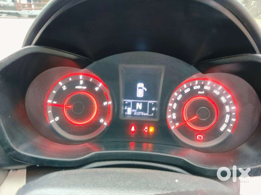 Mahindra Xuv300 W8 Diesel, 2022, Diesel