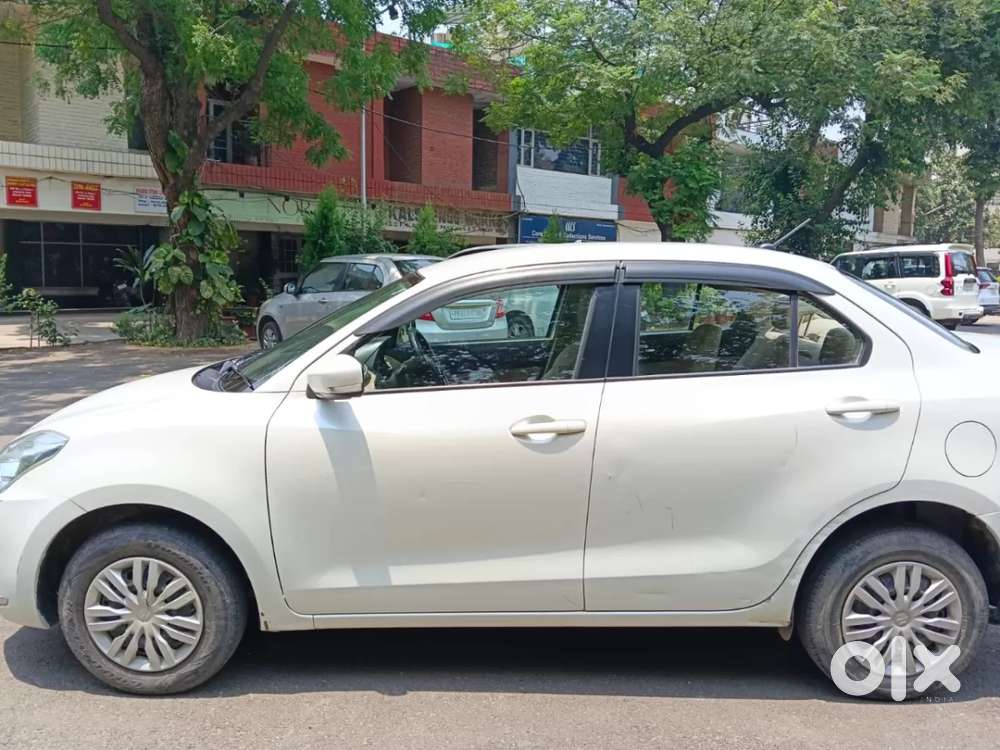 Maruti Suzuki Dzire 1.2 Vxi, 2019, Petrol