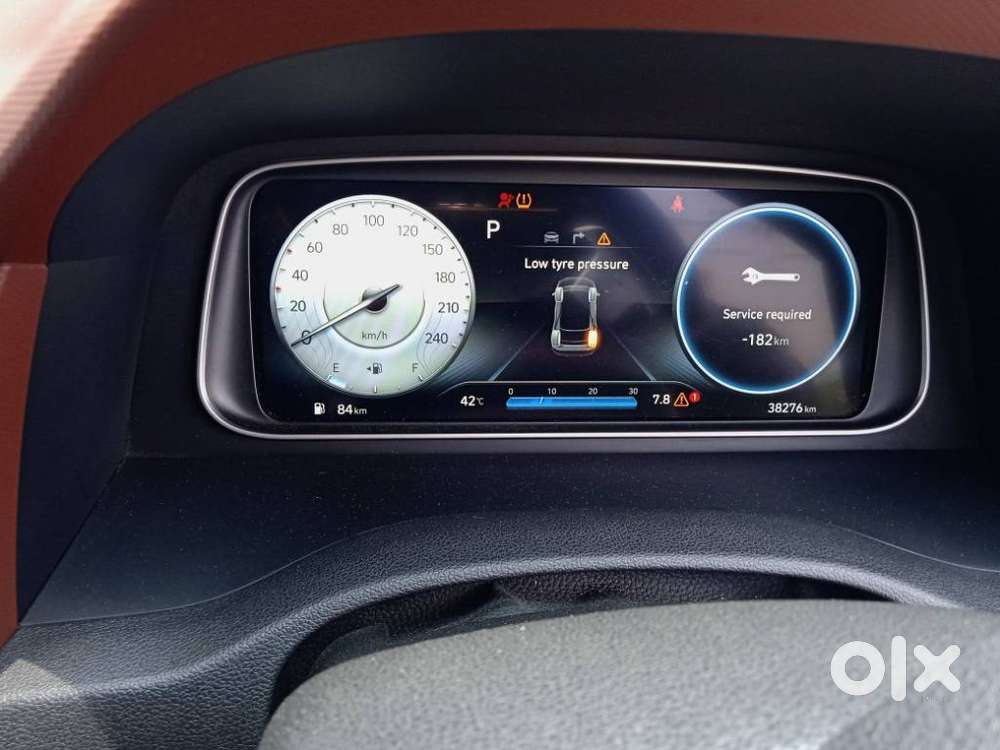 Hyundai Alcazar 2.0 Signature (o) Petrol At 7 Str, 2022, Petrol