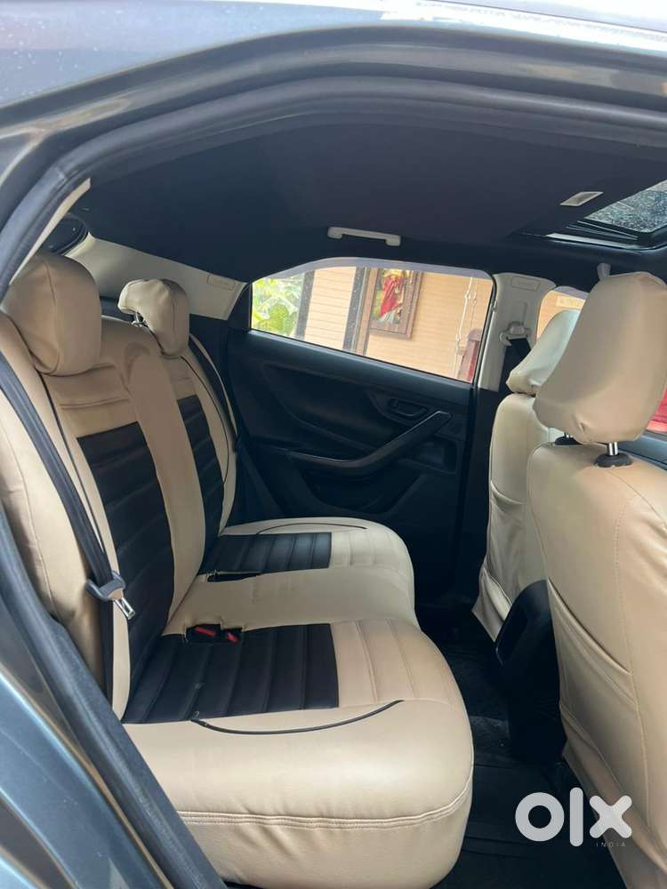 Tata Nexon Smart Plus1.2 Revotron Petrol 5 Mt, 2024, Cng & Hybrids