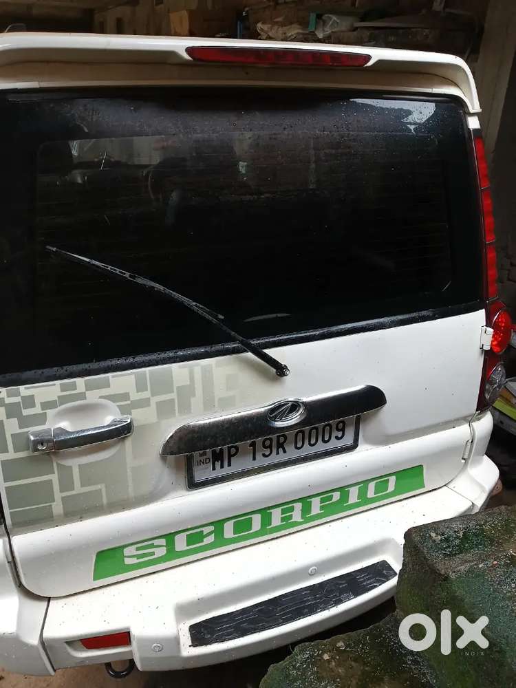 Mahindra Scorpio With 0009 No. Plate