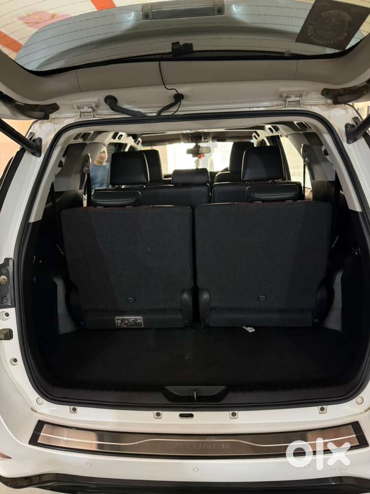 Toyota Fortuner 2024 Legender Diesel Automatic