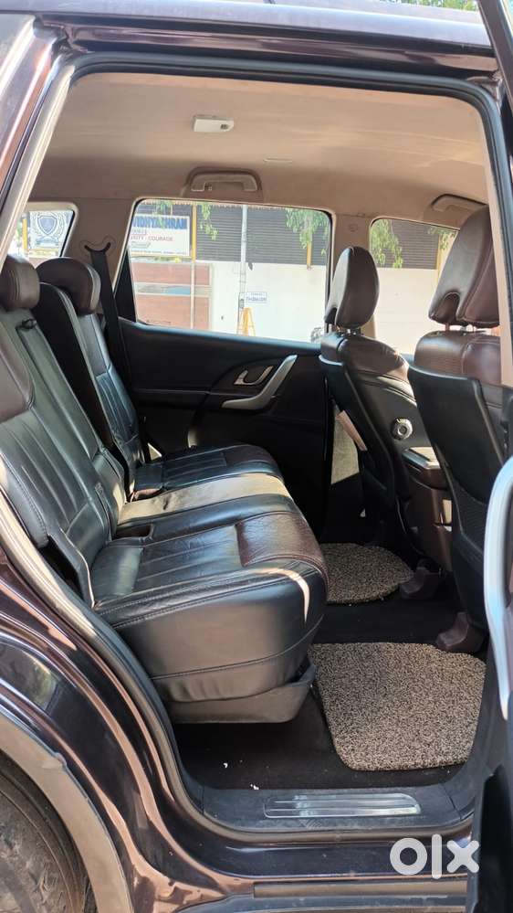 Mahindra Xuv500 W8, 2015, Diesel