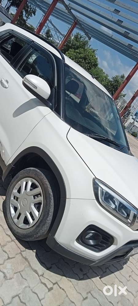 Maruti Suzuki Vitara Brezza 1.5 Vxi, 2021, Petrol