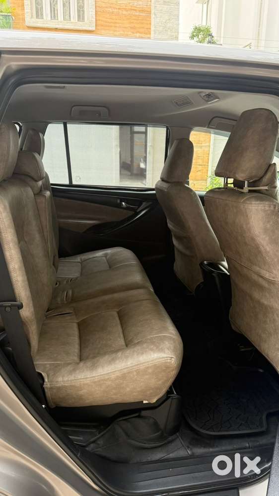 Toyota Innova Crysta 2022