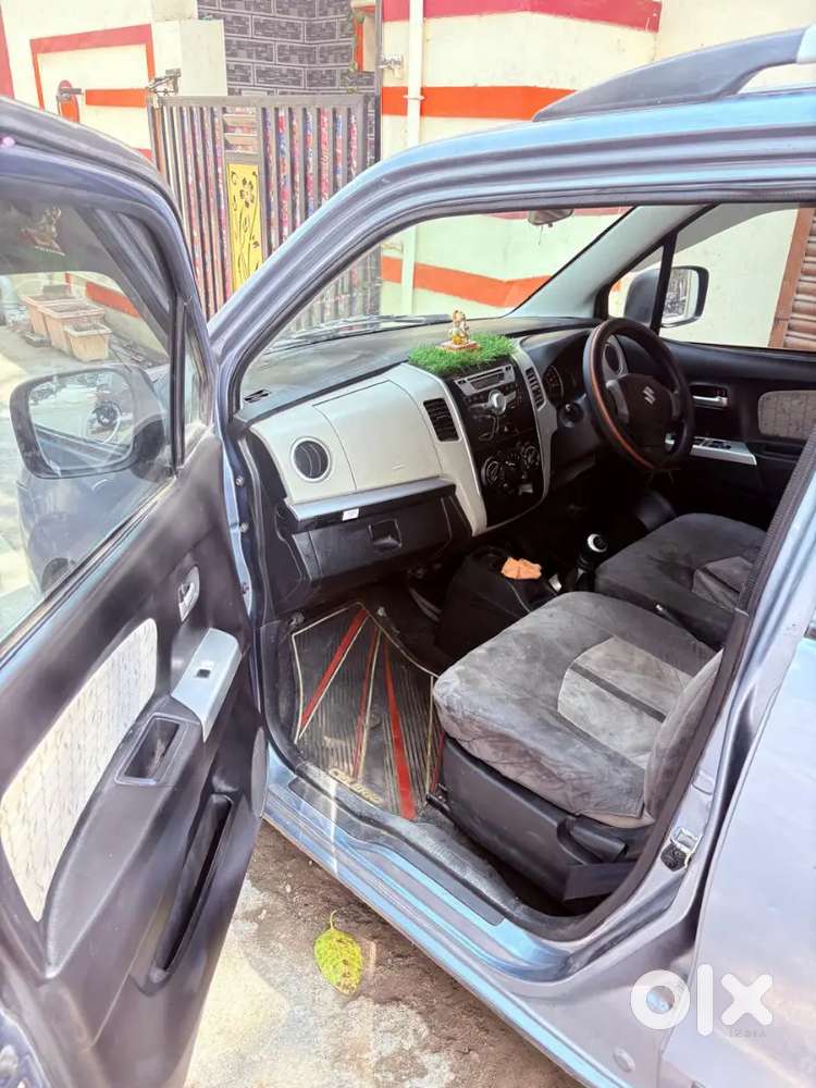 Selling The Car Form Urgently