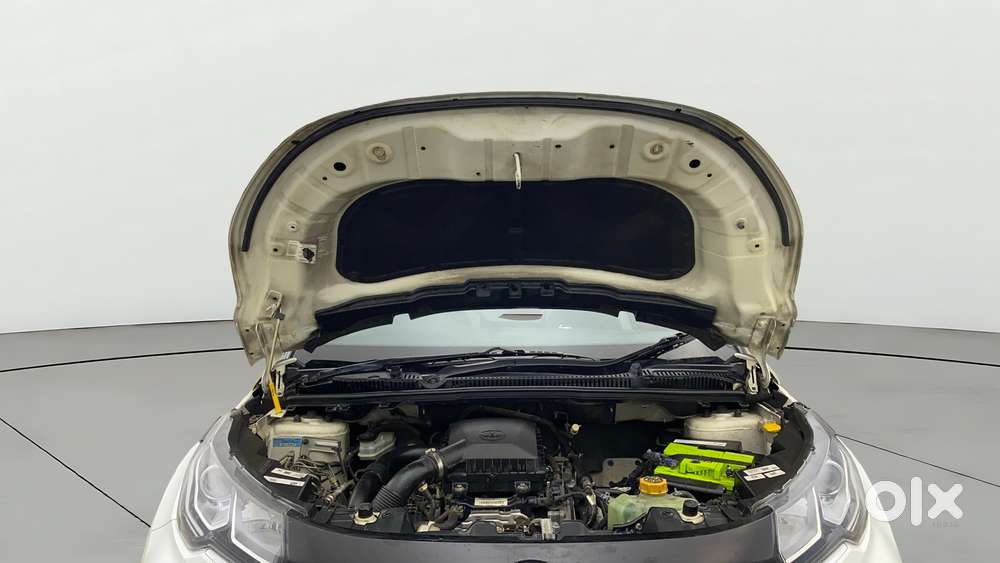 Tata Nexon 1.2 Revotron Xm, 2020, Petrol