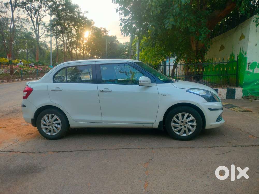 Maruti Suzuki Swift Dzire 1.3 Zxi, 2015, Cng & Hybrids