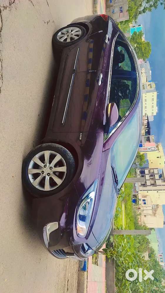 Hyundai Fluidic Verna 2012