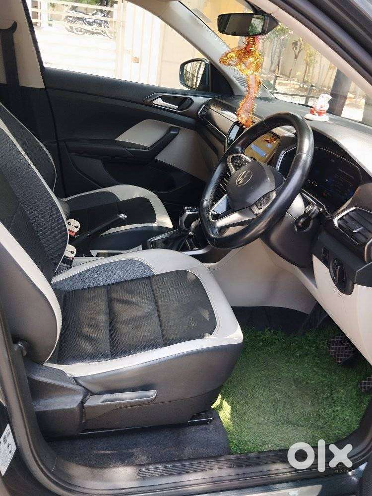 Volkswagen Taigun 1.0 Tsi Highline At, 2021, Petrol