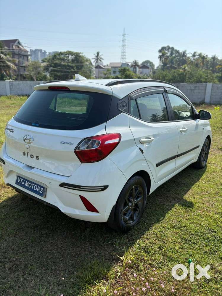 Hyundai Grand I10 Nios Amt Sportz, 2020, Petrol