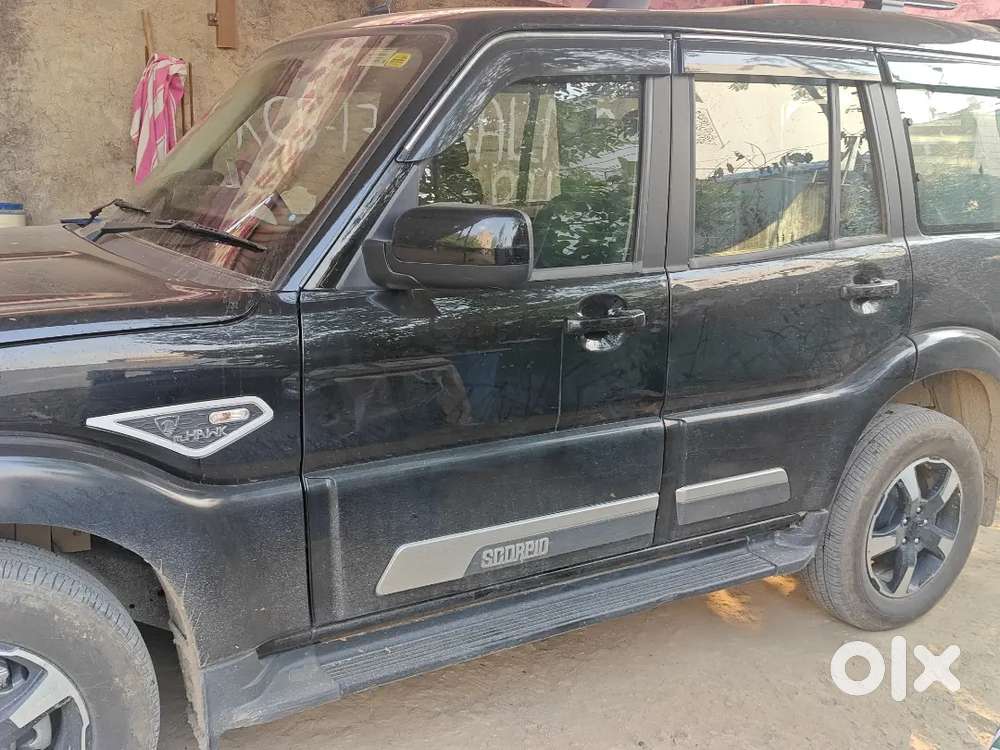 Mahindra Scorpio Classic 2025 Diesel 4500 Km Driven