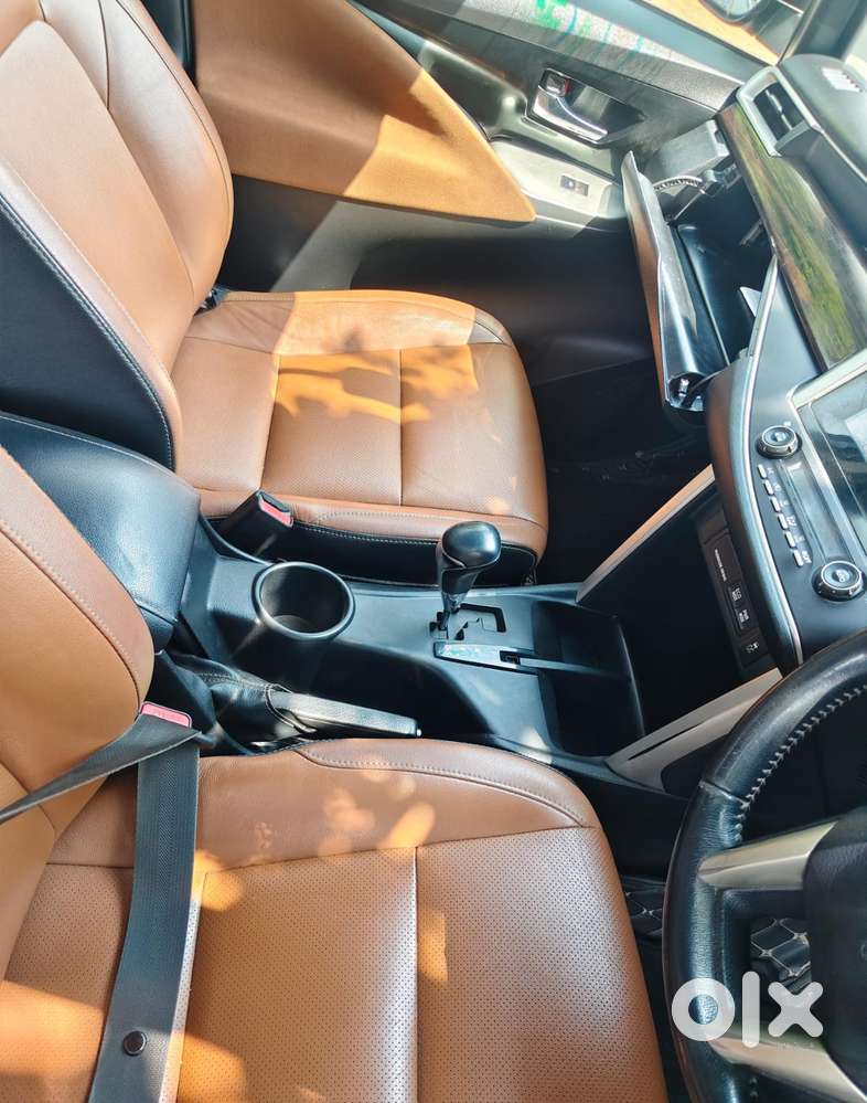 Toyota Innova Crysta 2.8z Automatic, 2019, Diesel