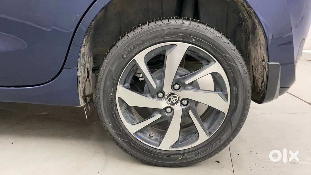 Toyota Glanza 1.2 V, 2023, Petrol