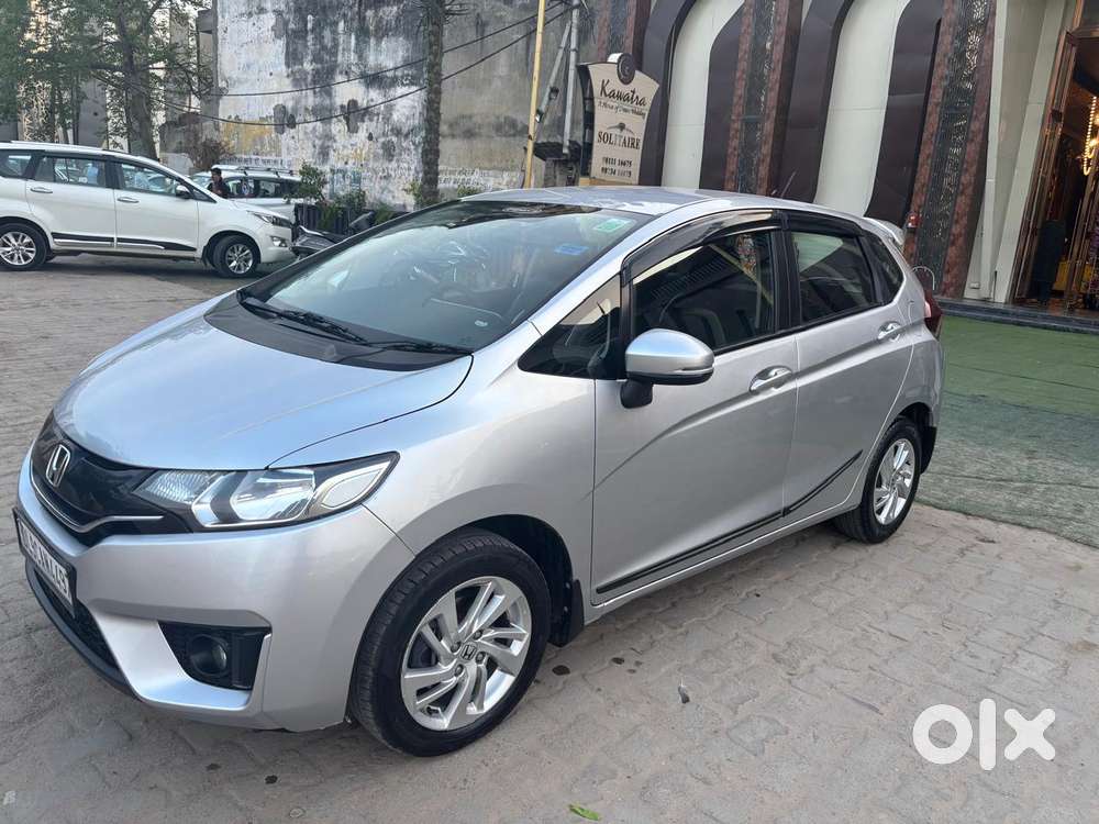 Honda Jazz V Mt Privilege, 2017, Petrol