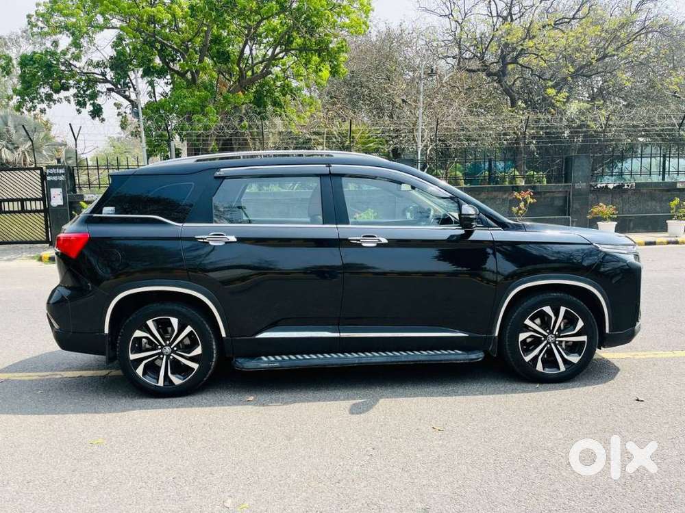 Mg Hector Plus Savvy Pro 1.5 Turbo Petrol Cvt 7 Str Dual Tone, 2023,..