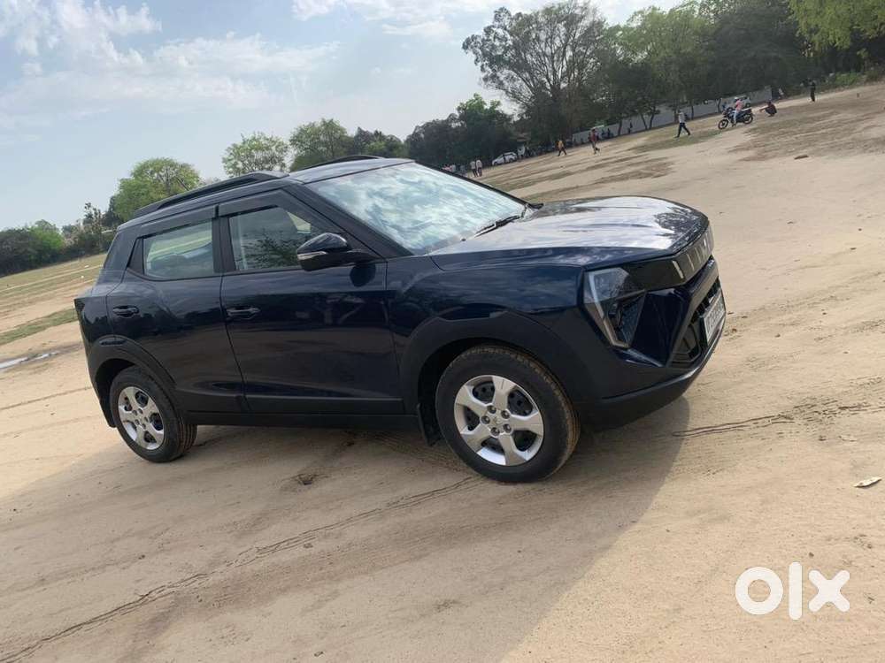 Mahindra Xuv 3xo 2024 Petrol Well Maintained