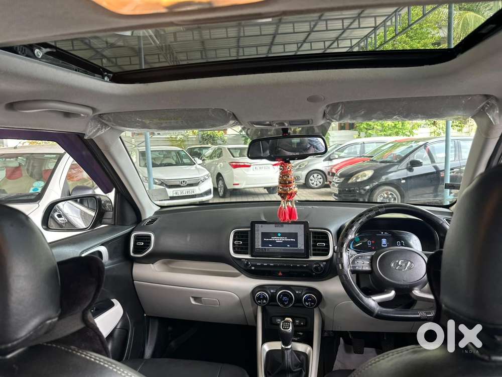 Hyundai Venue Sx 1.2 Mt Knight Edition, 2022, Petrol