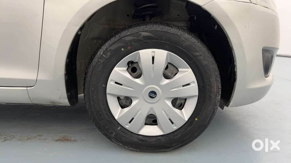 Maruti Suzuki Swift Vvt Vxi, 2013, Petrol