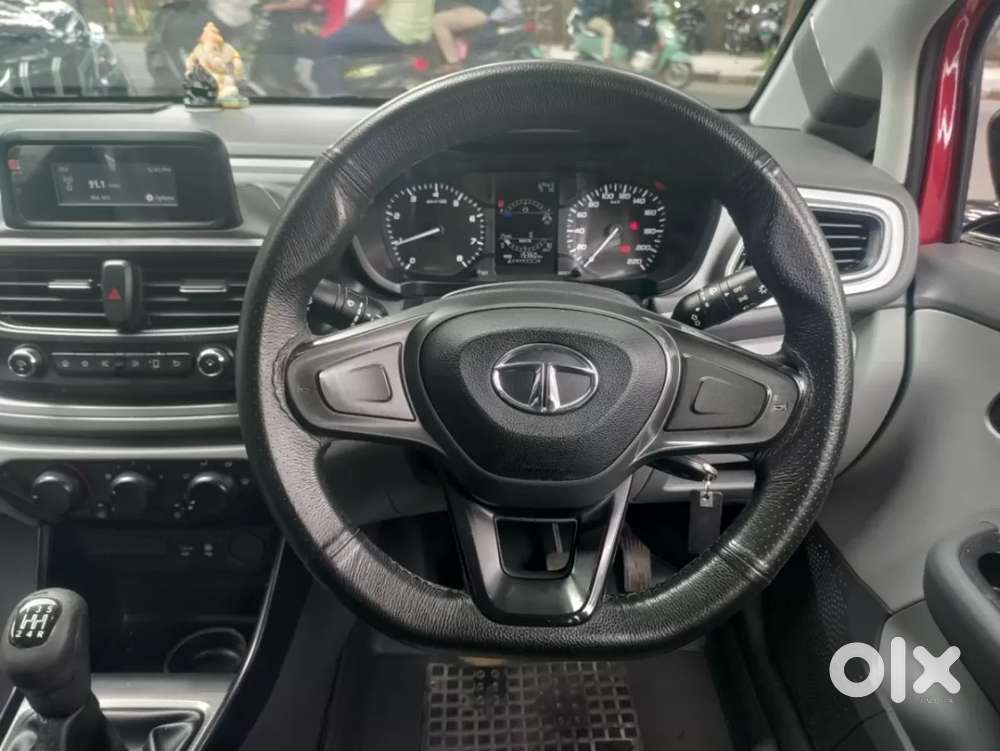 Tata Altroz Xe Petrol, 2021, Petrol