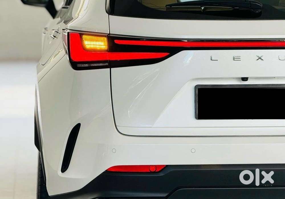 Lexus Nx 350h Luxury, 2023, Petrol