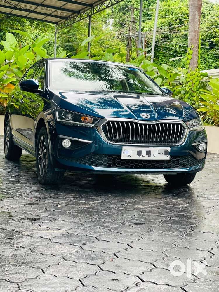 Skoda Slavia 1.0 Tsi Style At, 2023, Petrol