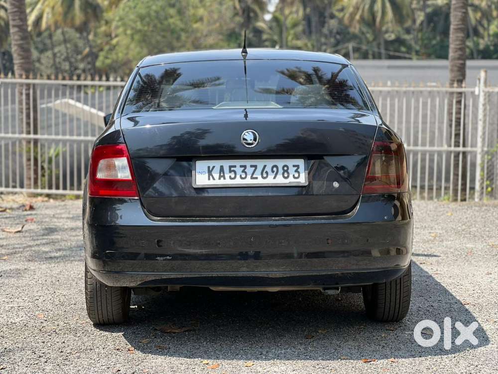 Skoda Rapid Elegance 1.6 Tdi Cr Manual, 2012, Diesel