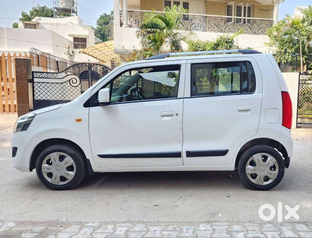 Maruti Suzuki Wagon R 1.0 Vxi (o) Amt, 2018, Petrol