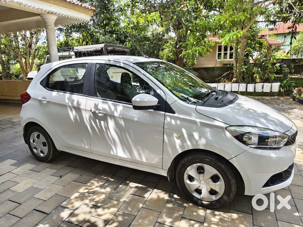 Tata Tiago 2016