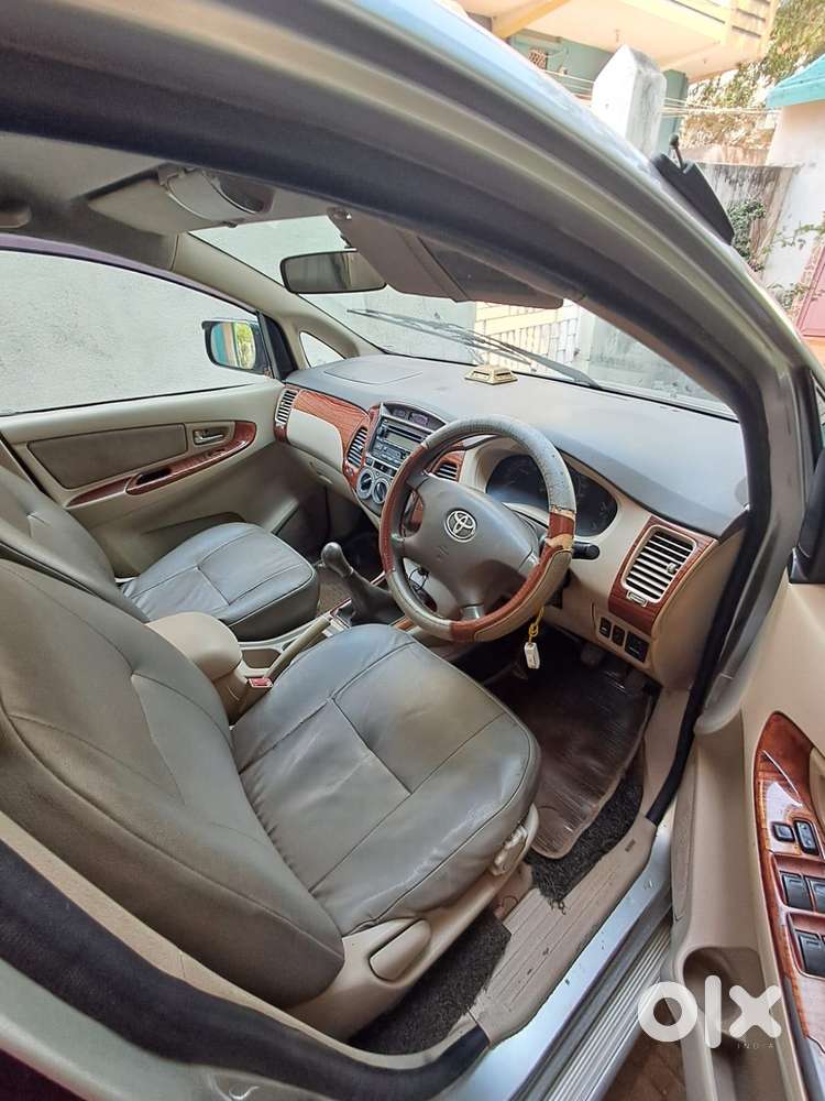 Toyota Innova 2.5 V 7 Str, 2009, Diesel