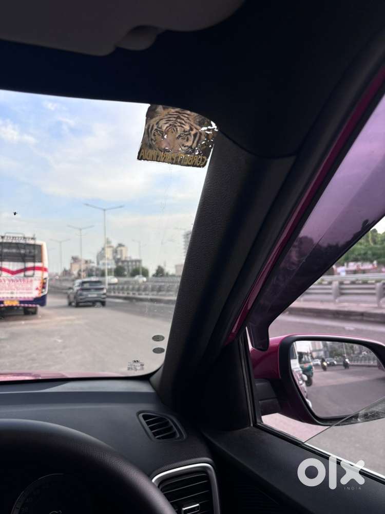 Hyundai Venue 2019 Petrol Well Maintained