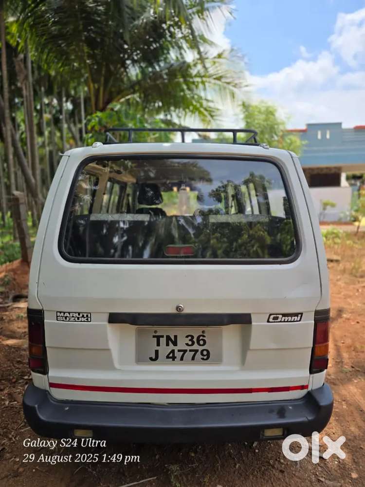 Maruti Suzuki Omni 2006