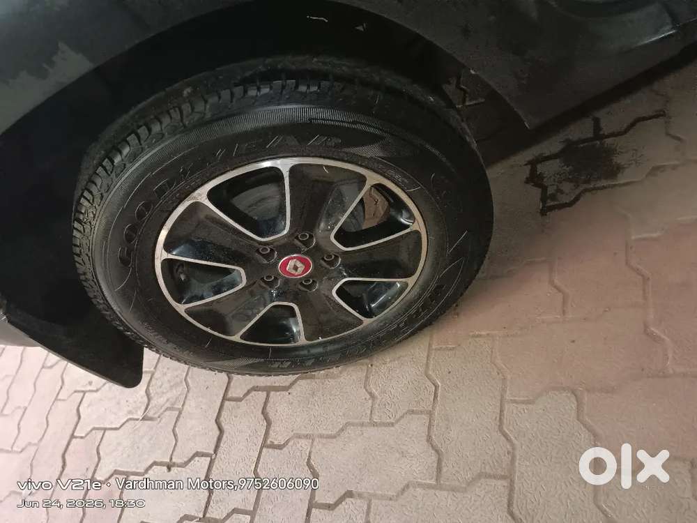 Renault Duster 2018.rxs
